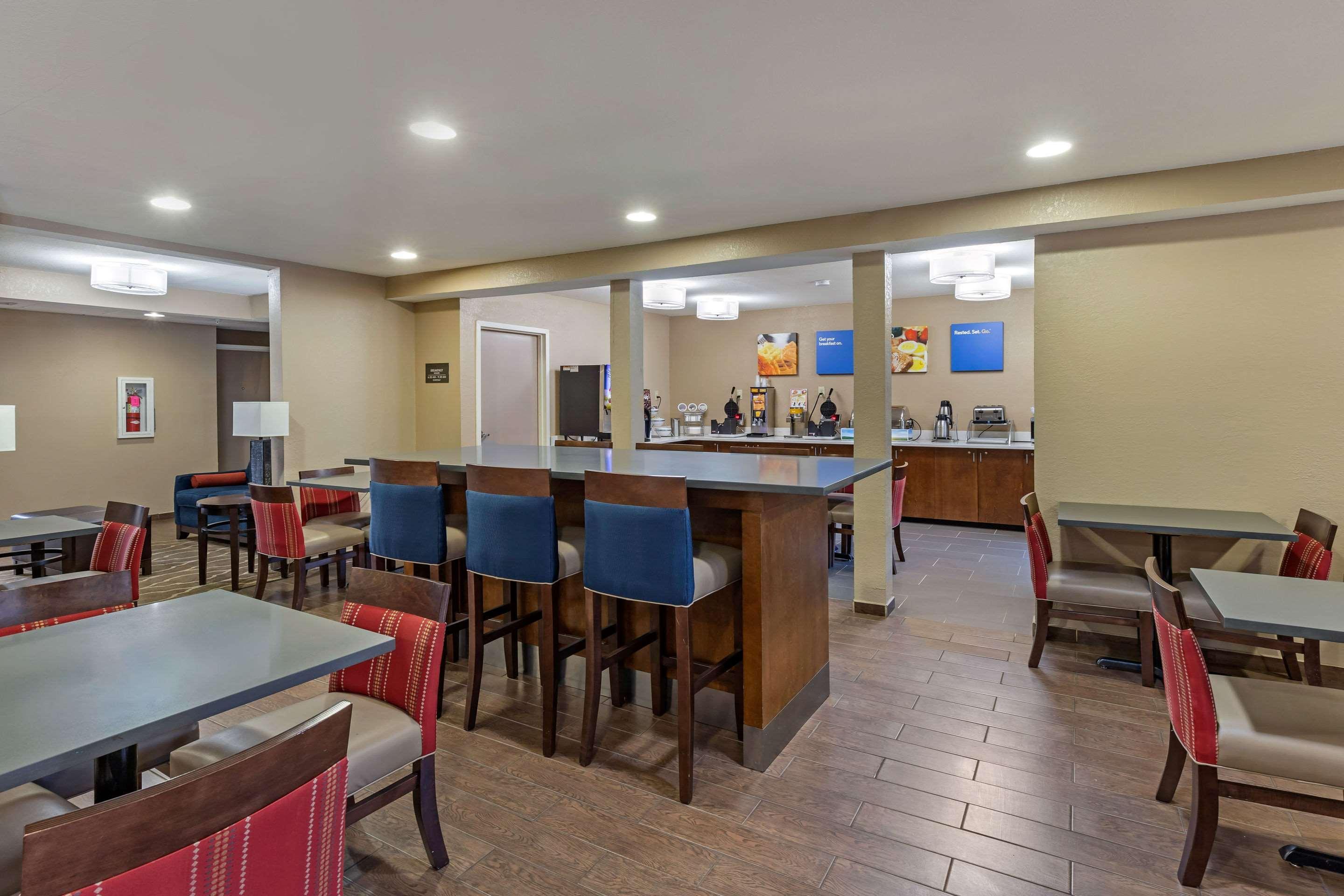 Comfort Inn N Myrtle Beach Barefoot Landing North Myrtle Beach Exterior photo